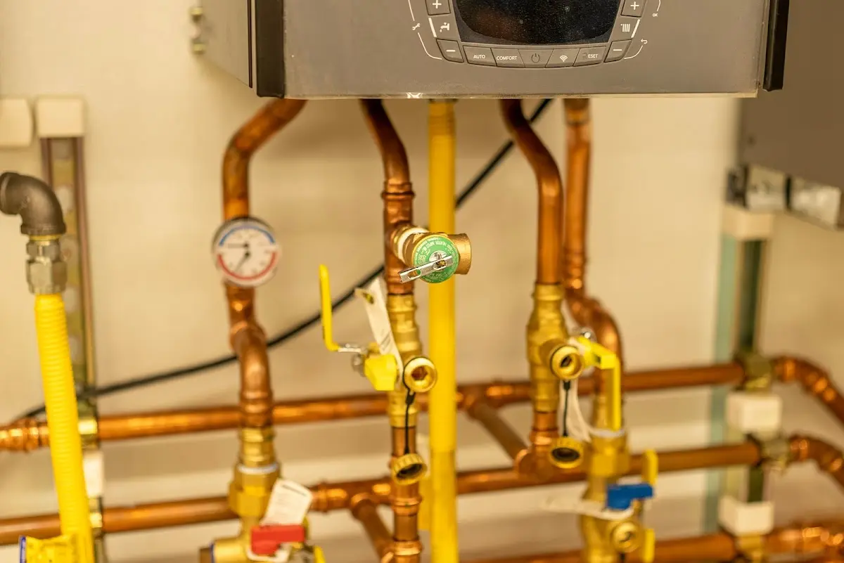 Licensed technician providing Pipe Repair for a homeowner in Sunset